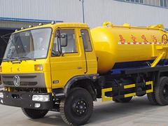 吸污车