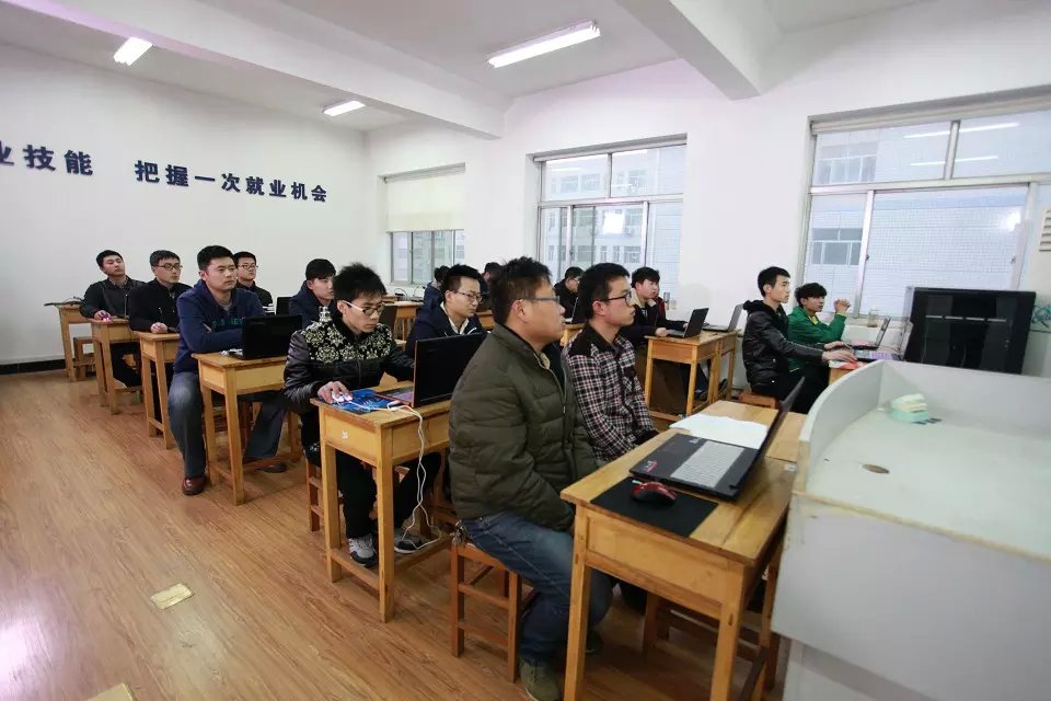 山东数控培训学校哪家更专业