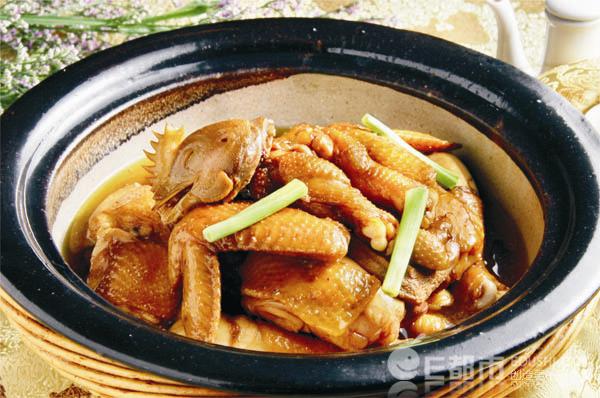 柴火鸡培训哪家好？找食来运啭特色餐饮培训