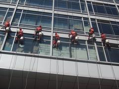 高空清洗哪家专业：楼宇清洗信息