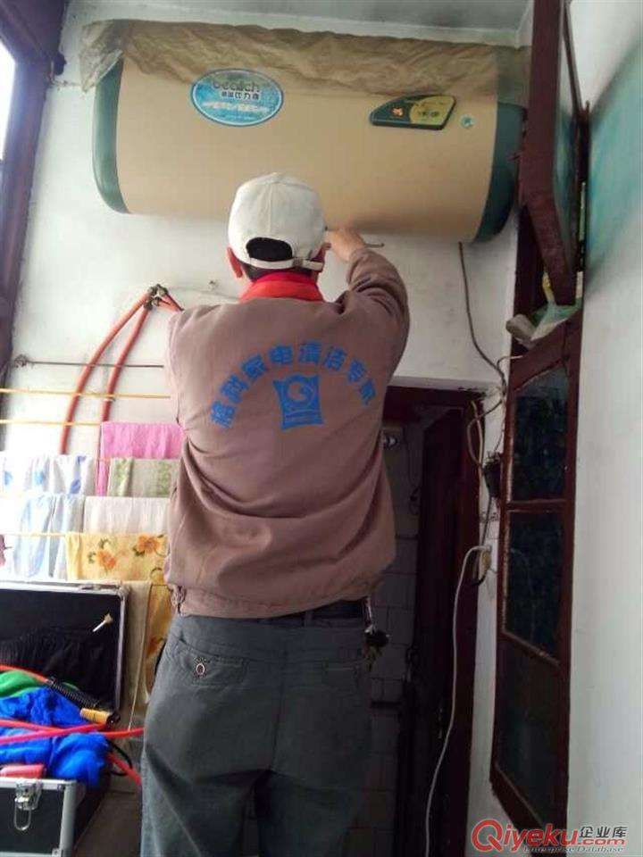 格科家電清洗加盟商利用廠方優(yōu)勢和本地家電賣場深度合作方案