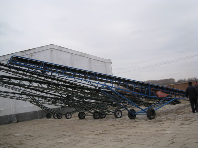 輸送機
