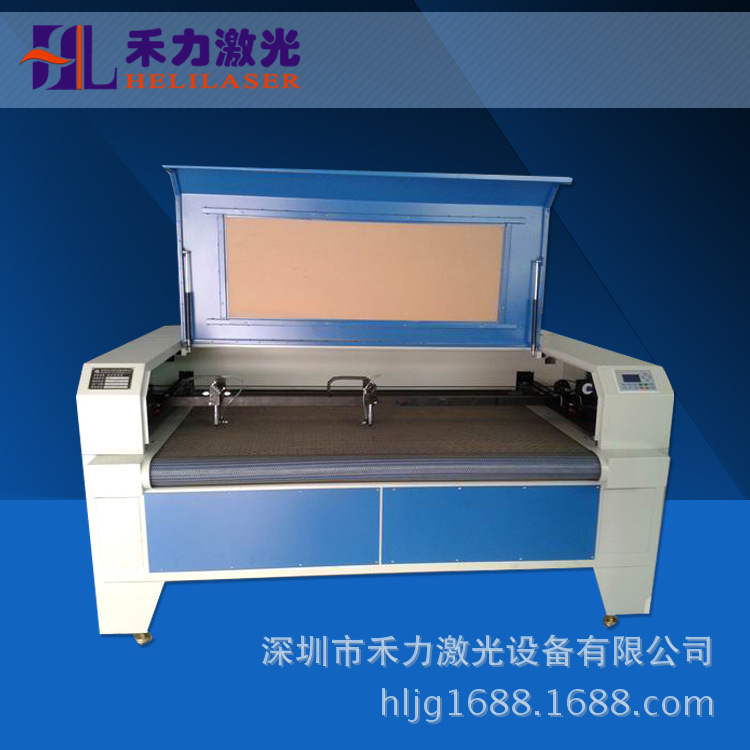 1995機型毛絨布娃激光切割裁剪機， 深圳毛絨玩具毛絨米奇米妮-毛絨公仔布娃激光切割機