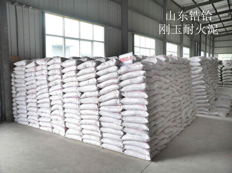 山東鋯鉿供應不定型耐火材料輕質(zhì)剛玉耐火泥原始圖片2