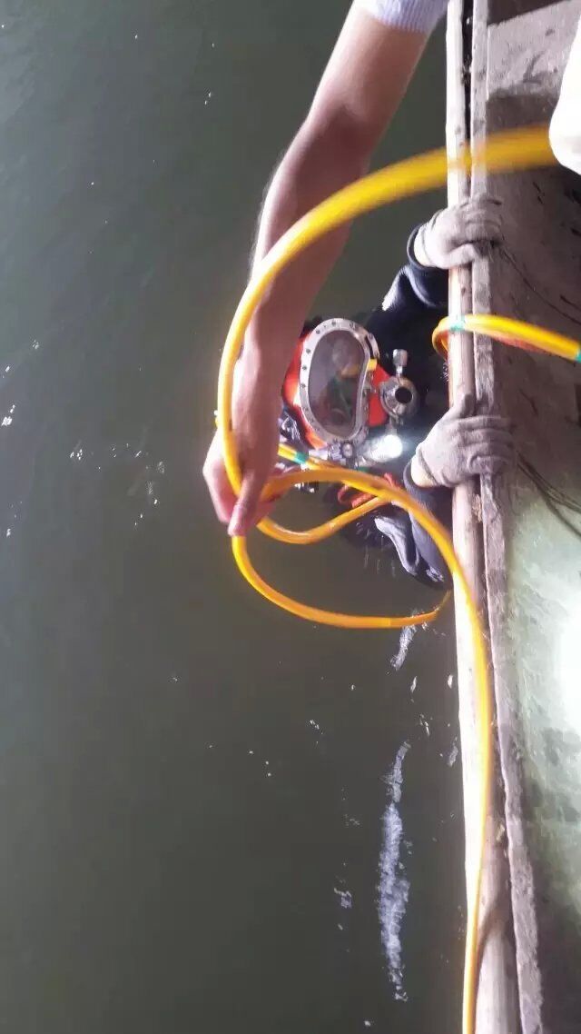 威海水下焊接水下探摸切割公司-管道堵漏,水下安裝