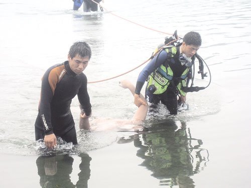 水下切割拆除|水下打撈探|威海水下打撈的威海水下打撈-水下切割拆除