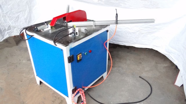 高速精準切割機、切角機