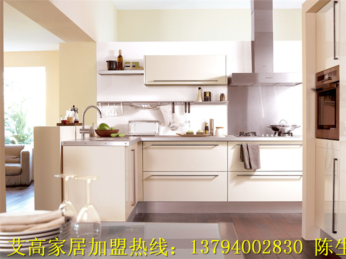 酒柜隔斷設計/佛山雅紳家居