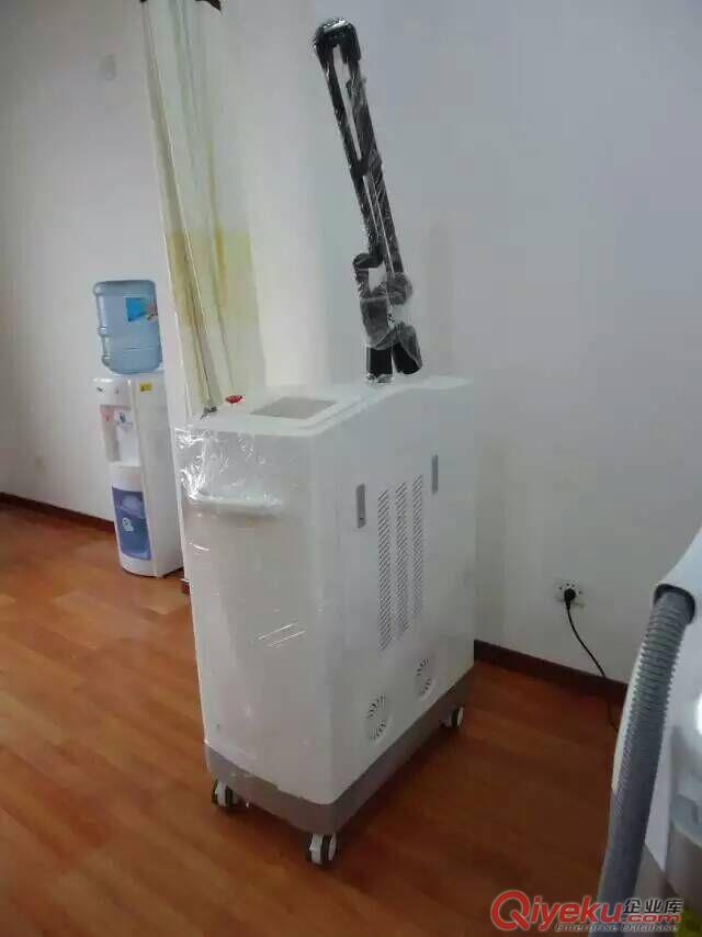 廣西卓然科技美容儀器廠家超脈寬激光儀器原始圖片2
