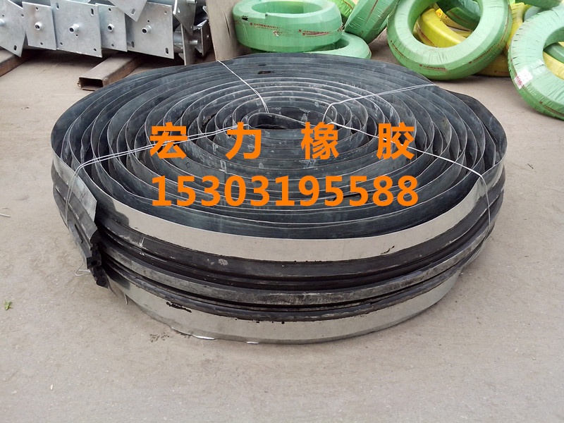 QH型卷揚式啟閉機|QPQ固定式卷揚式啟閉機