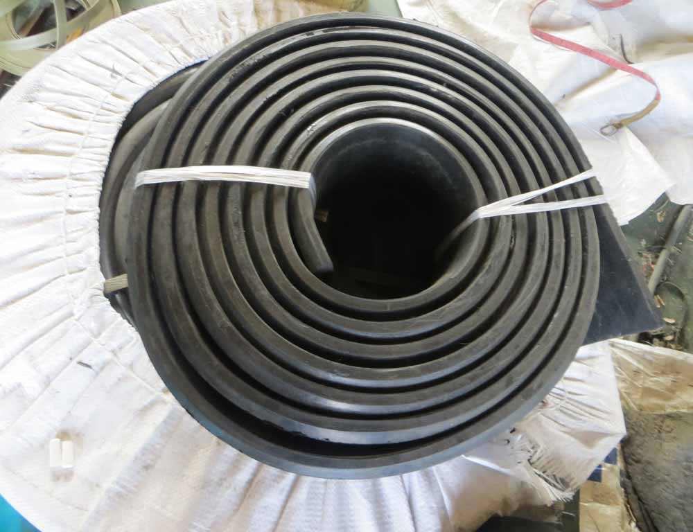 背貼式橡膠止水帶|拐角型橡膠止水帶