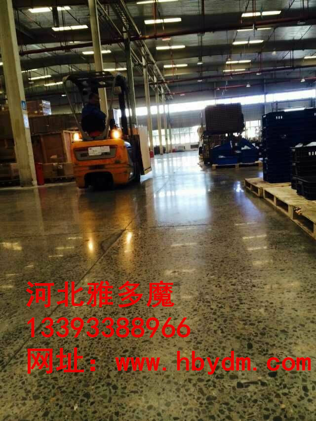 【金剛砂耐磨地坪施工】金剛砂地坪報(bào)價(jià)—河北雅多魔