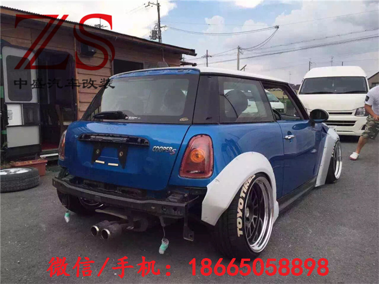寶馬MINI COOPER R56 改裝LB PERFORMANCE寬體大包圍前杠后杠排氣管原始圖片3