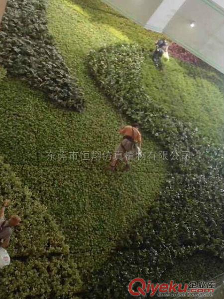 東莞大型仿真植物墻室內仿真綠色植物墻