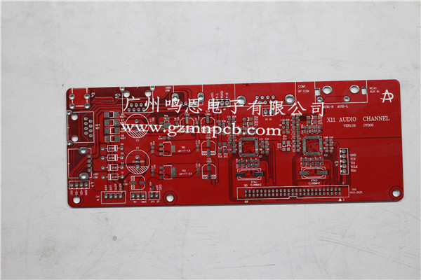FR4雙面PCB板生產(chǎn)廠家原始圖片3