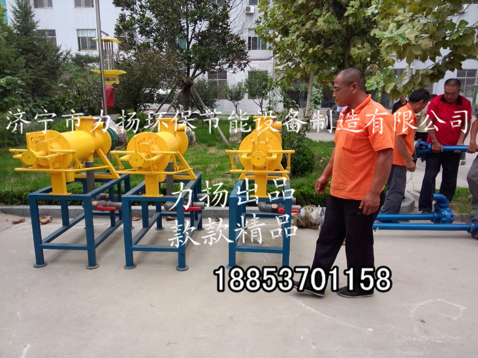供應(yīng)雞糞脫水機(jī)、固液分離機(jī)型號(hào)、糞便脫水機(jī)效果