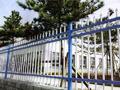 甘肅護欄廠家——蘭州恒鑫百川金屬結(jié)構(gòu)制造優(yōu)質(zhì)陽臺護欄供應(yīng)商