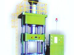 供應江蘇價格便宜的PU水帶擠出機：常州PU水帶機器