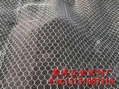 如何選購優(yōu)質的防護網 ：不銹鋼防護網價格