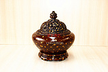 江蘇鏨花銅爐廠家哪家好_帶環(huán)鏨花缽式爐供應(yīng)商
