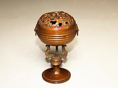 鏨花銅爐供應(yīng)商——優(yōu)質(zhì)的鏨花銅爐，吉祥工藝品廠供應(yīng)