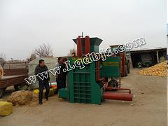 【廠家推薦】質量好的臥式秸稈液壓打包機經銷商：供銷臥式秸稈液壓打包機