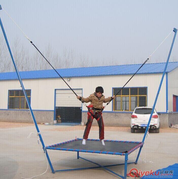 供應全新改版秋千魚材質，12座玻璃鋼秋千魚多少錢？