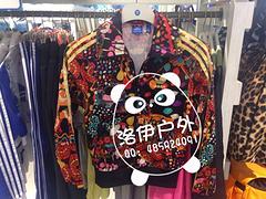 品牌男裝|洛伊，口碑好的毛絨豹紋男裝供應商