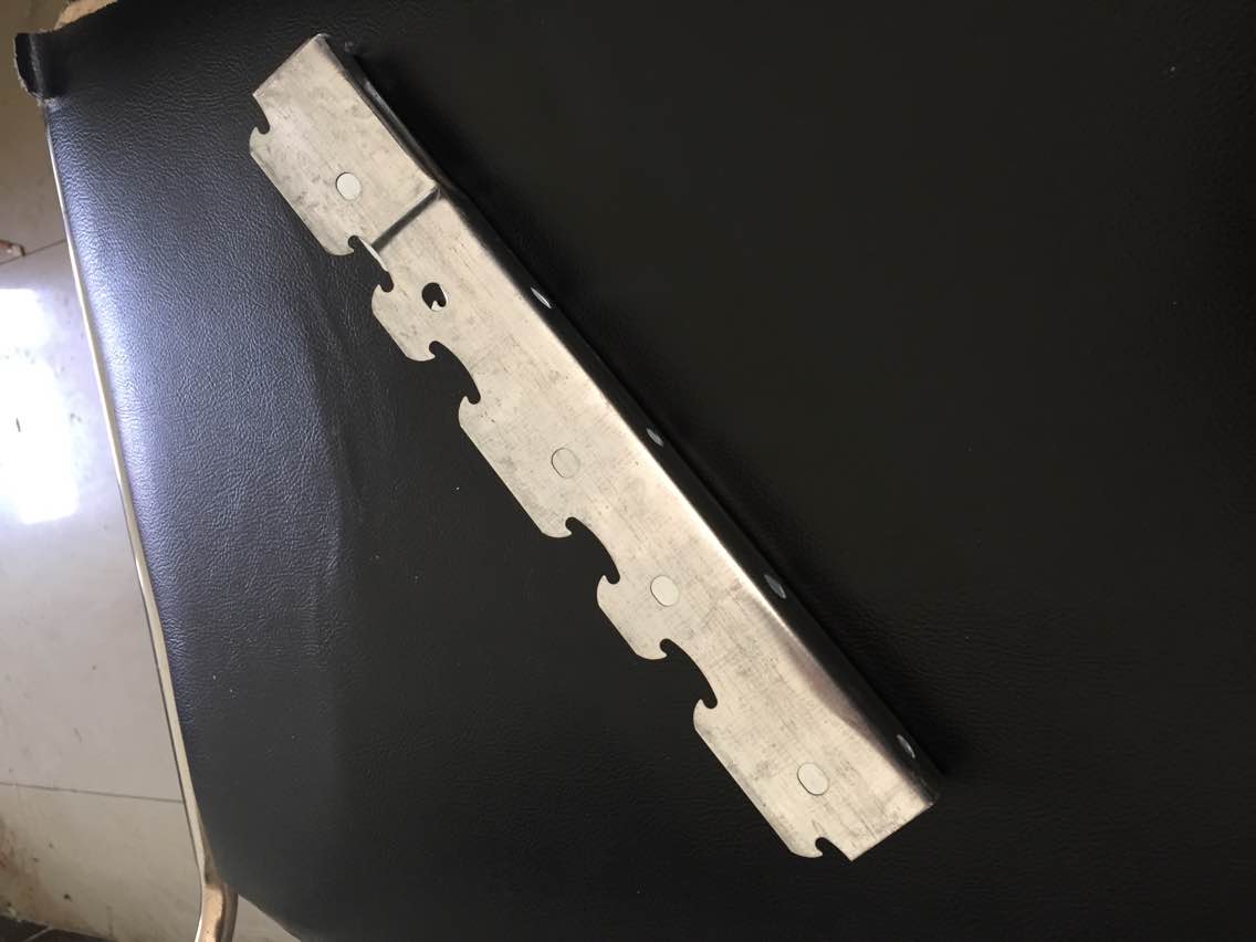 為您推薦天源輕鋼品質(zhì)好的75堅向龍骨