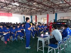 職中學汽修發動機：專業汽修培訓基地---藍海汽修學校