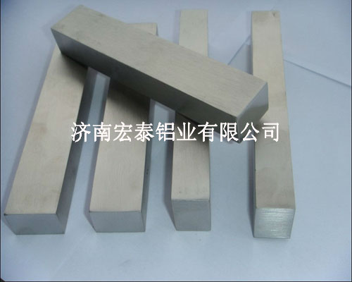 鋁管材各種型號齊全，種類多，價格便宜，歡迎致電