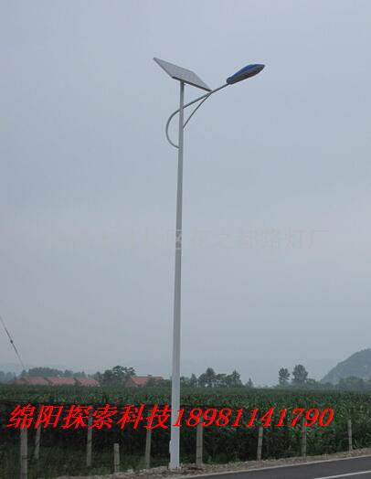 太陽能路燈和普通路燈的區(qū)別原始圖片2