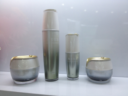 新款化妝品亞克力瓶（荷葉邊瓶）顏色可定制原始圖片2