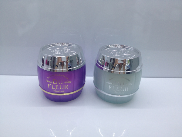 亞力瓶精華瓶/30ml,40ml,50ml。顏色可定制，可配膠頭、滴管