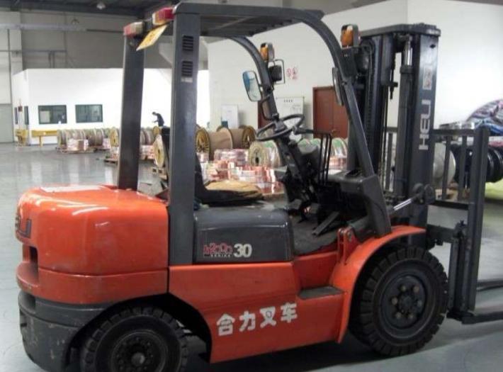 吉林出售合力叉車，大連叉車，全新半價轉讓松原急轉二手叉車市場報價經銷商電13821041946