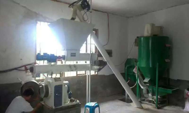 荊州螺旋提升機(jī)