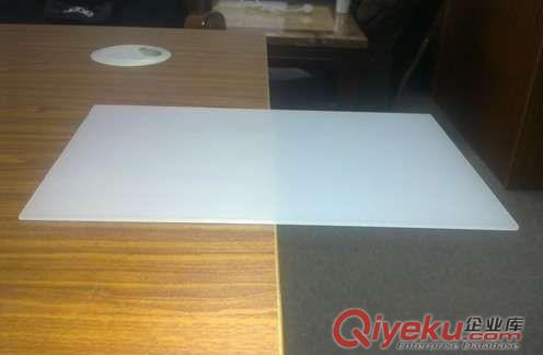 磨砂PC光擴(kuò)散板 生產(chǎn)廠家