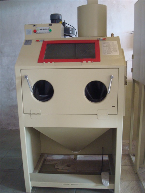 上海KH-9060A手動(dòng)噴砂機(jī) 鑄造件去毛剌用手動(dòng)噴砂機(jī)原始圖片2