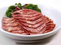 青州金萬佳食品-知名的老湯帶皮驢肉經(jīng)銷商——老湯帶皮驢肉批發(fā)