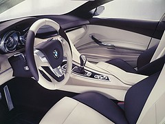 三亞汽車保養(yǎng)：專業(yè)的海南精細美容鏵豐汽修裝飾提供
