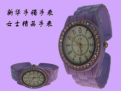 挑選質(zhì)量好的欣格士女士手鏈?zhǔn)直頃r(shí)尚手表方法    ：女款時(shí)尚手表