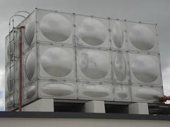 廠家直銷福建不銹鋼水箱：專業(yè)的不銹鋼水箱