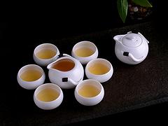 福州哪里有供應(yīng)精湛的汝窯茶具——福州開(kāi)片茶具
