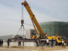 嘉峪關(guān)吊車租賃公司 劃算的吊車租賃是由利森大型設(shè)備吊裝公司提供的