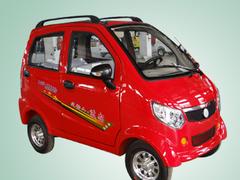 火熱供銷山東口碑好的全封閉老年代步車——燃油觀光車規(guī)格