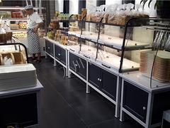 成都蛋糕店中島柜廠家，信譽好的四川中島柜廠家當屬萬川展柜