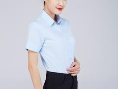 想買新款制服，就到y(tǒng)tl服裝——晉江男女西服訂做廠家