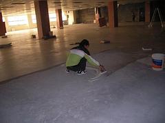 環(huán)氧地坪專賣店——供應(yīng)耐油性好的上海環(huán)氧樹脂地坪