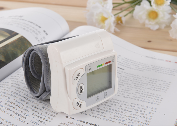 深圳電子血壓計(jì)生產(chǎn)廠家的聯(lián)系方式 求購(gòu)電子血壓計(jì)原始圖片2