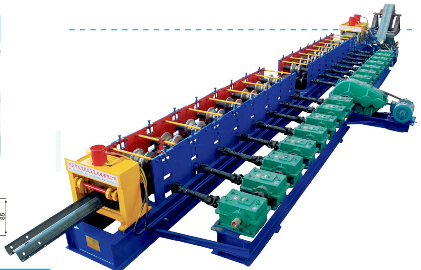南宁高速公路护栏成型机 优质护栏板设备供应
